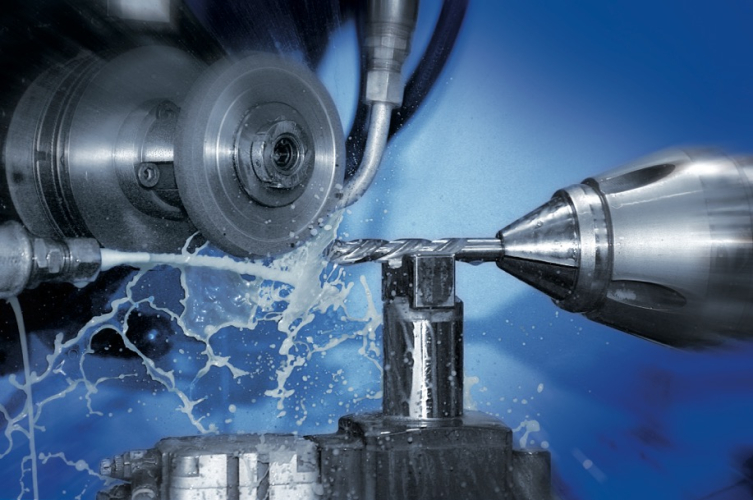 Luu y khi su dung dau cat got kim loai pha nuoc